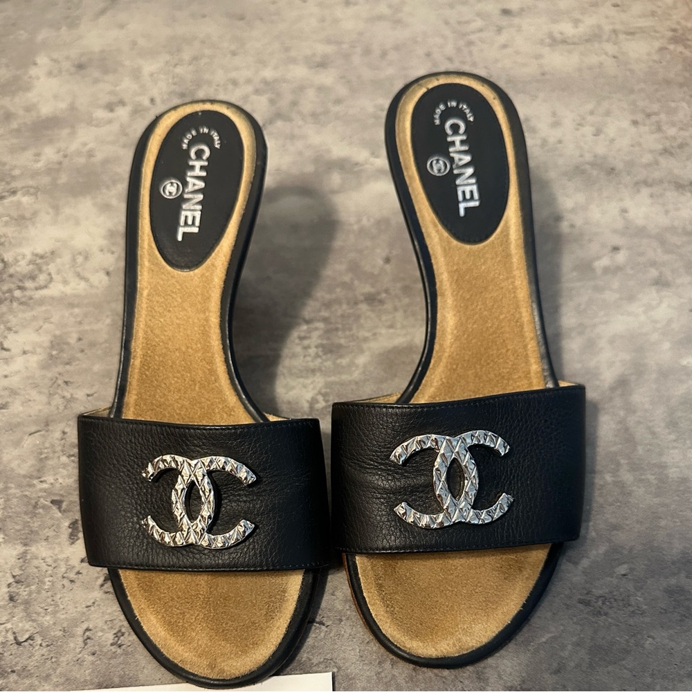 Chanel Silver Logo Black Kitten Heels
